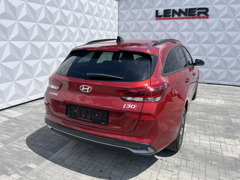 Hyundai i30 1.6 DCT GO Czech kombi