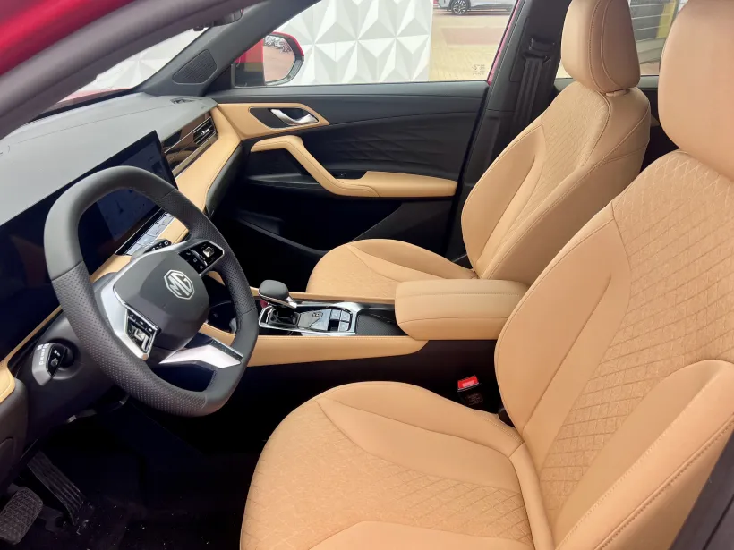 MG HS HEV+ Emotion 1.5 TGI