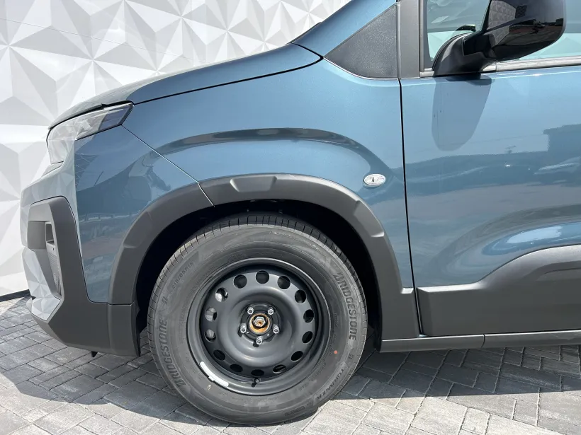 PEUGEOT RIFTER ALLURE PureTech 110 S&S MAN6