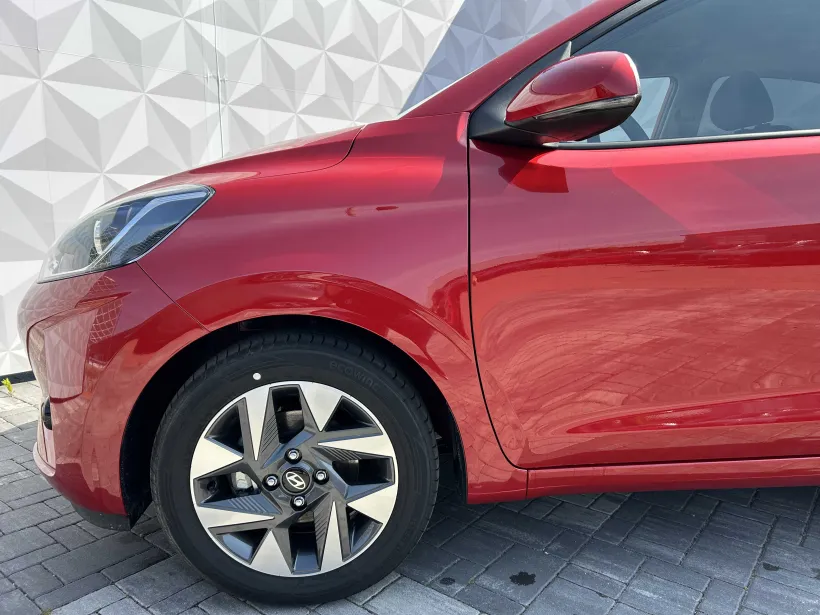Hyundai i10 - Lenner Motors