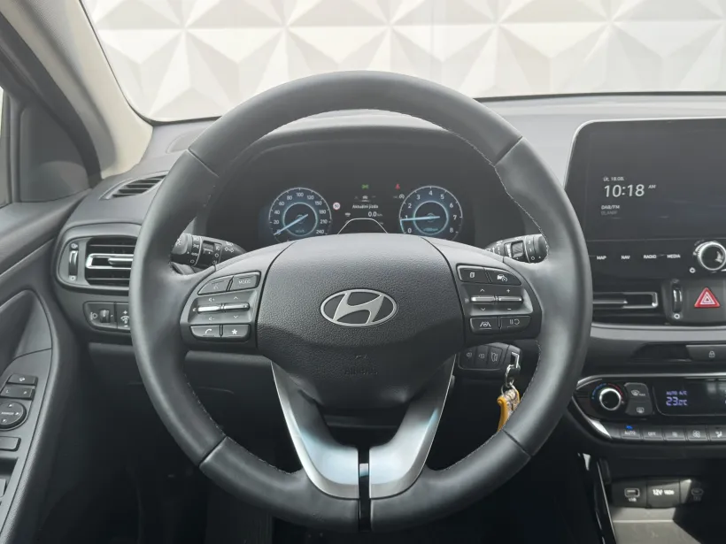 Hyundai i30 HB 1.0 TGD-i GO Czech!