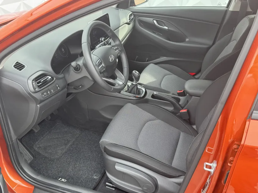 Hyundai i30 HB 1.0 TGD-i GO Czech!