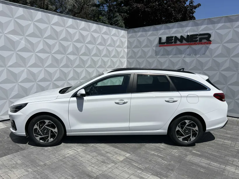 Hyundai i30 WG 1.6 T-GDi DCT STYLE SAFETY