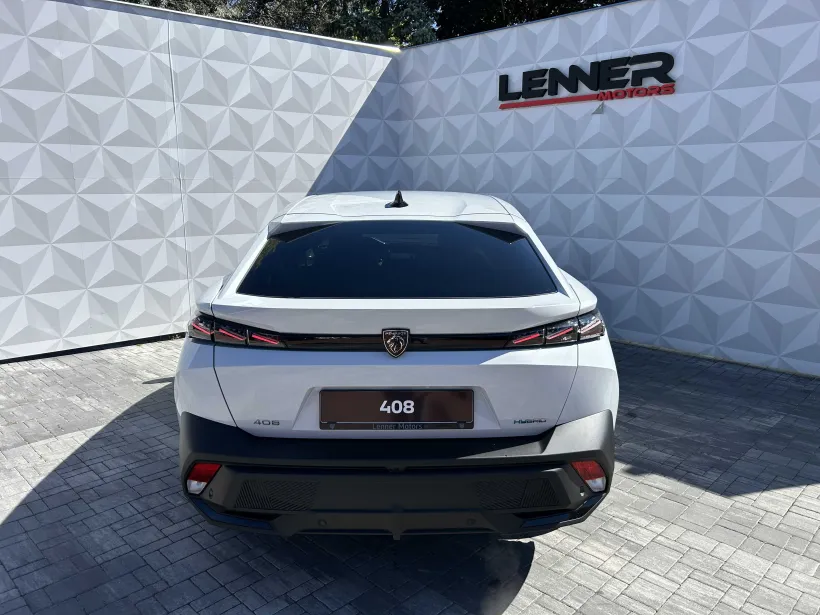 Peugeot 408 GT Plug-in HYBRID 225 e-EAT8