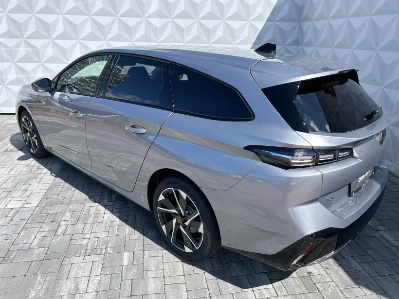 Peugeot 308 SW ALLURE Hybrid 145 e-DCS
