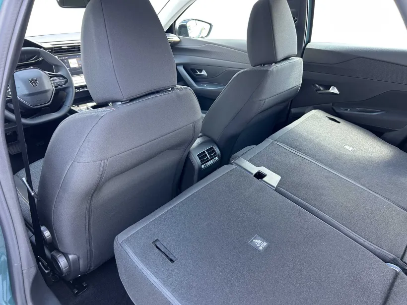 Peugeot 308 SW ALLURE Hybrid 145 e-DCS