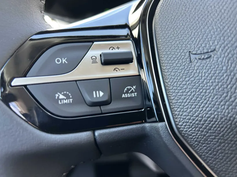 Peugeot 308 SW ALLURE Hybrid 145 e-DCS