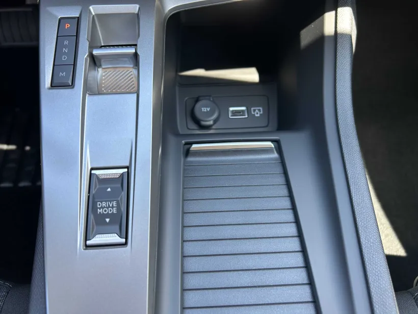 Peugeot 308 SW ALLURE Hybrid 145 e-DCS