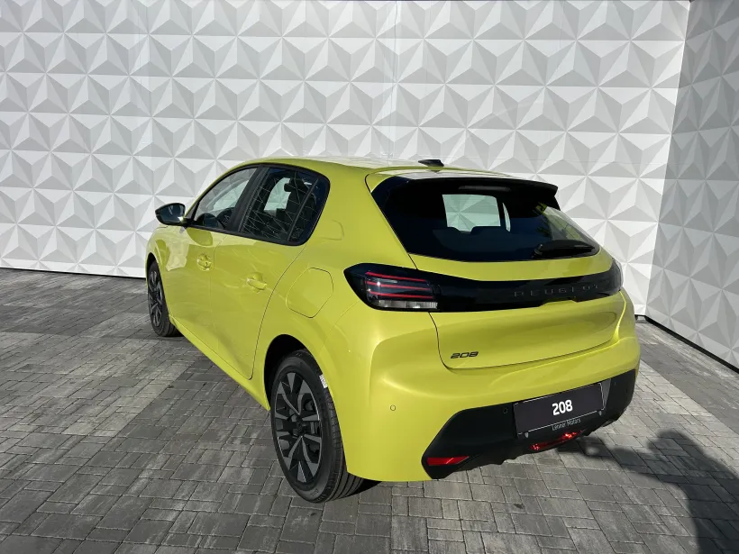 Peugeot 208 STYLE PureTech100 MAN6