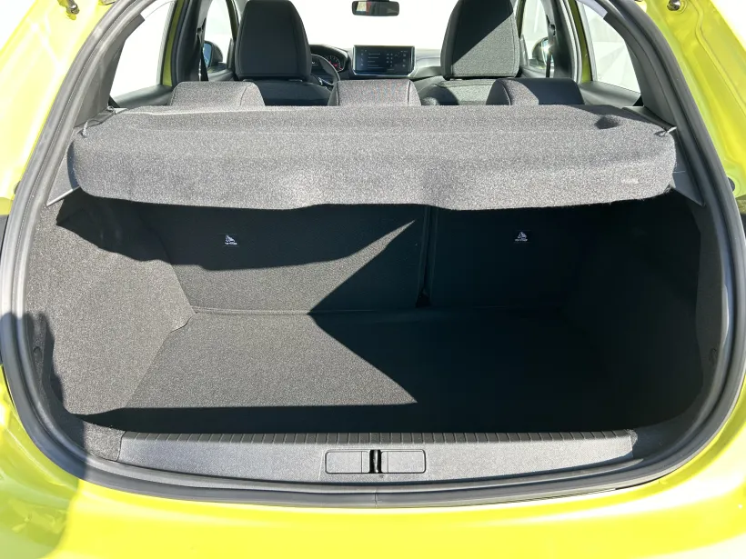 Peugeot 208 STYLE PureTech100 MAN6