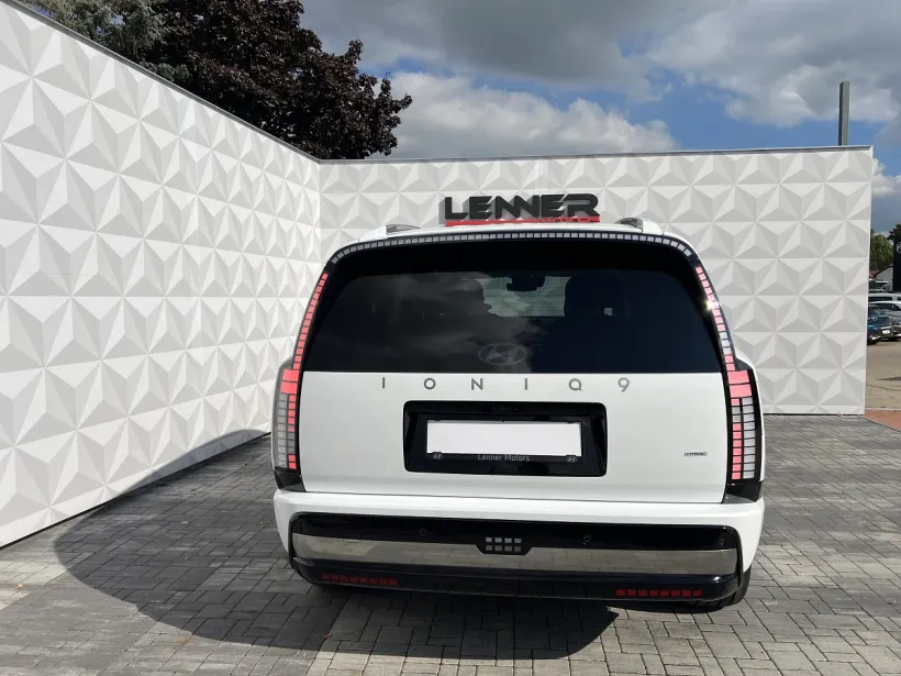 IONIQ 9