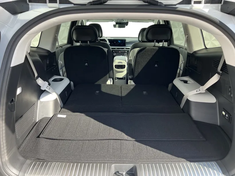 IONIQ 9