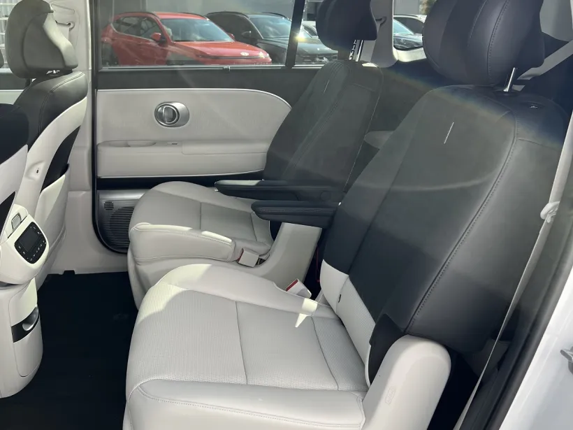 IONIQ 9