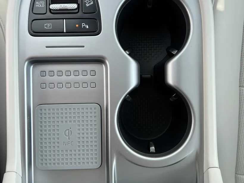 IONIQ 9