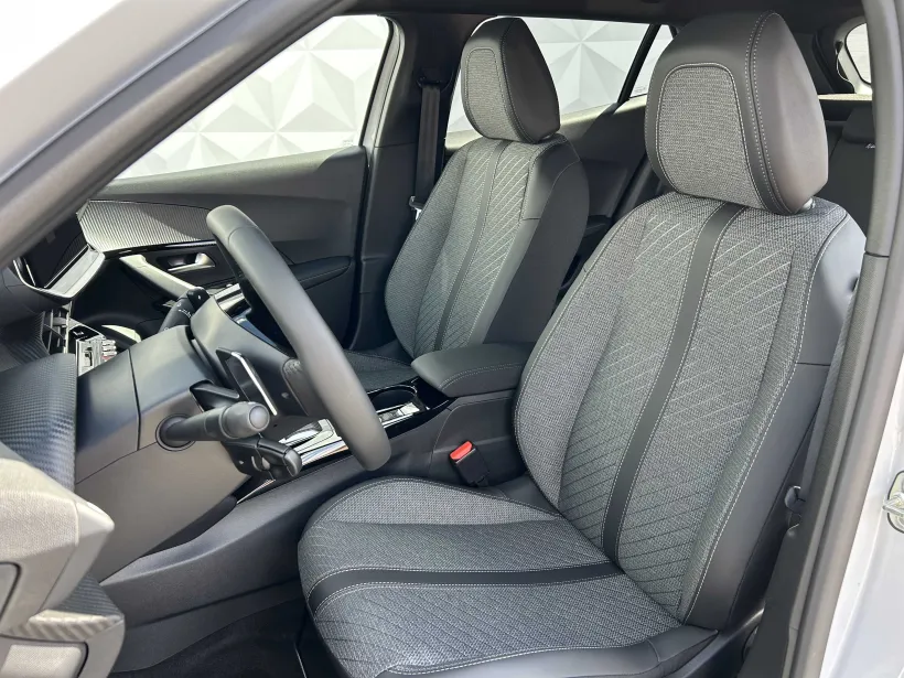 Peugeot 2008 ALLURE PureTech 130 S&S EAT8 