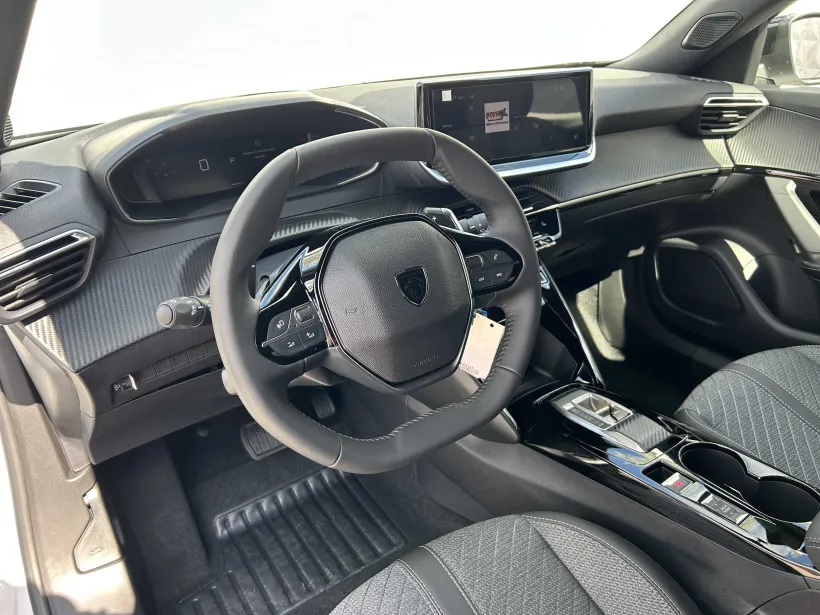 Peugeot 2008 ALLURE PureTech 130 S&S EAT8 
