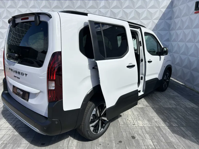 Peugeot Rifter LONG GT BlueHDi 130 S&S EAT8