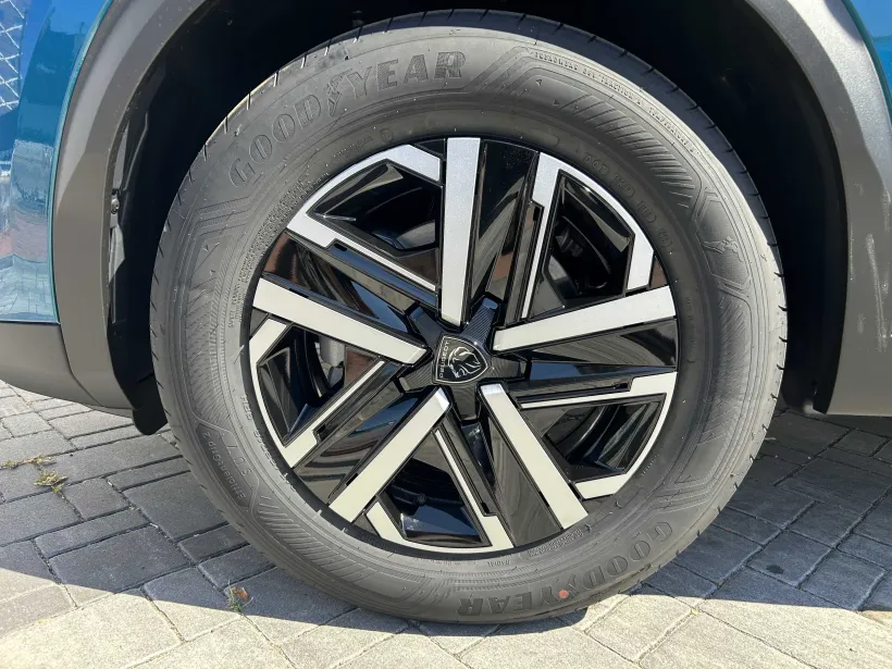 Peugeot 2008 STYLE 100 S&S MAN6
