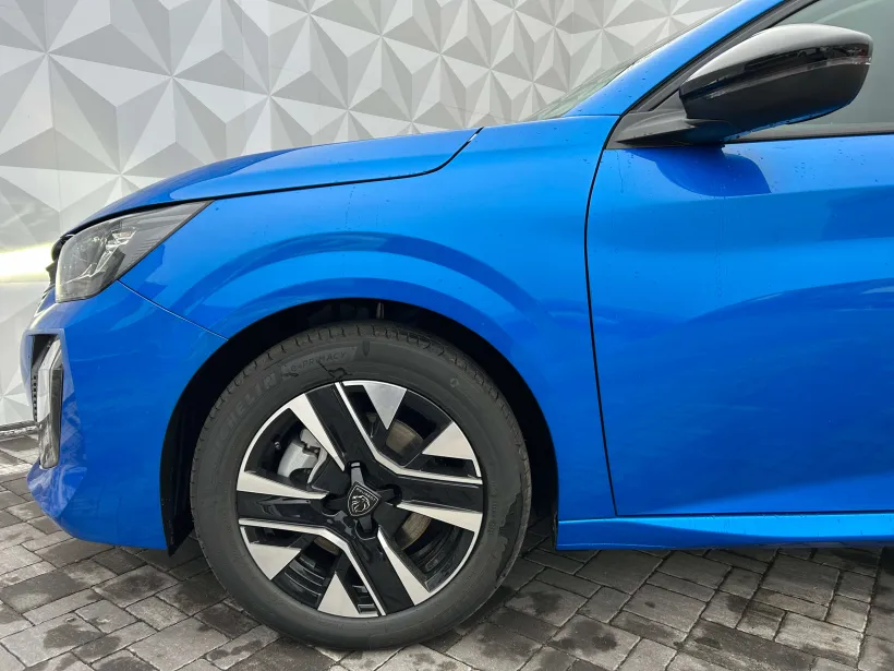 Peugeot 208 208 ALLURE PureTech 100 MAN6