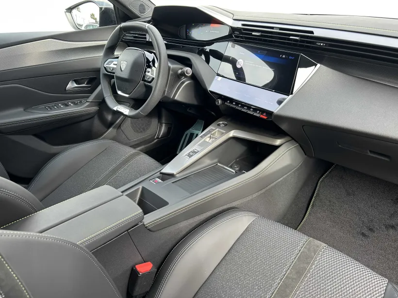 PEUGEOT 308 SW GT Plug-in HYBRID 180 e-EAT8