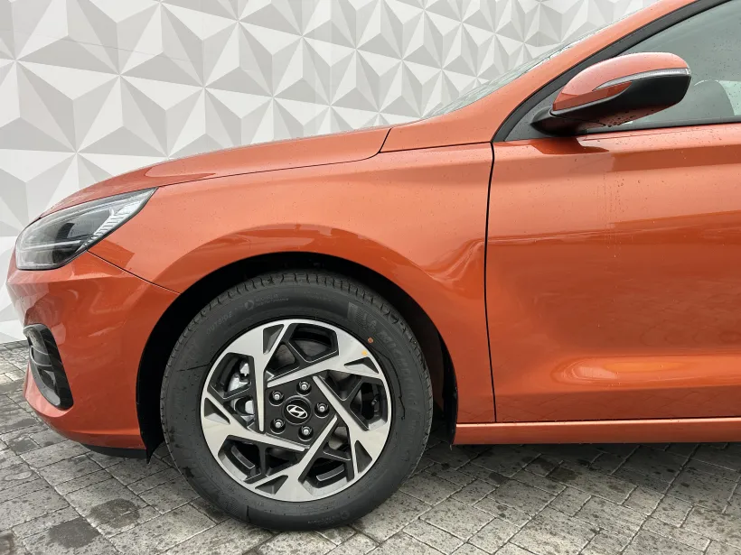 Hyundai i30 1.6 GO Czech kombi