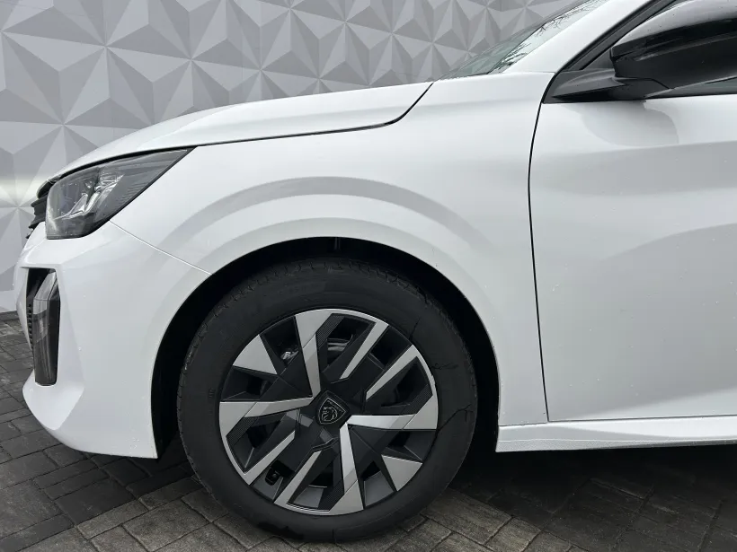 Peugeot 208 STYLE PureTech100 MAN6