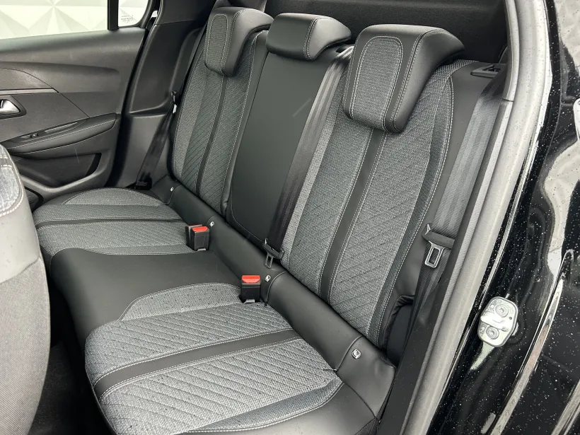 Peugeot 208 ALLURE Hybrid 110 e-DCS6