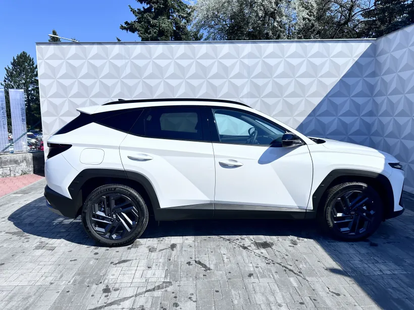 Hyundai TUCSON 1.6 T-GDi PHEV 20 Years