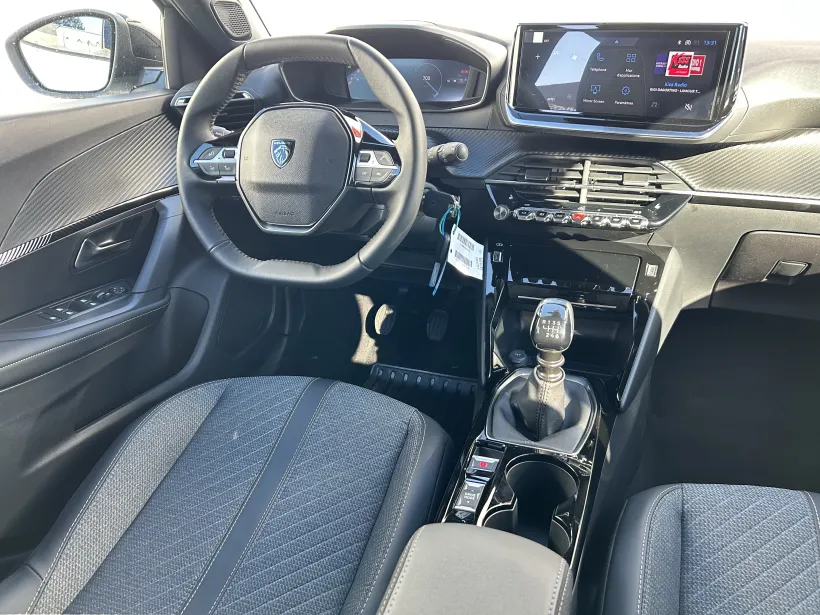 Peugeot 2008 ALLURE PureTech 130 S&S EAT8 