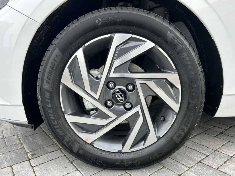 Hyundai i20 1.0 T-GDI DCT GO WINTER
