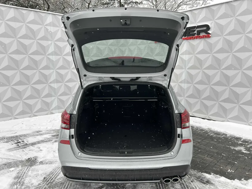 Hyundai i30 WG 1.5 T-GDi DCT N Line SAFETY