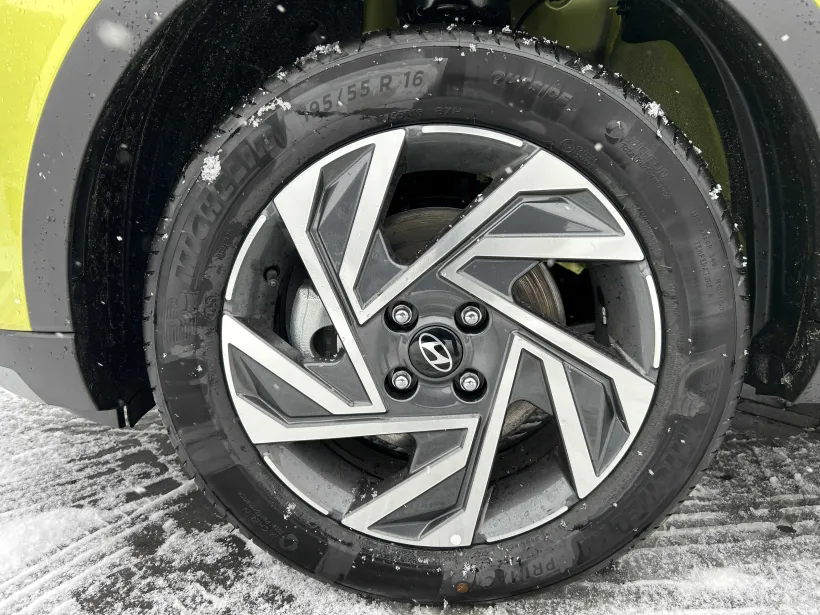 Hyundai BAYON 1.0 T-GDi DCT GO Plus!