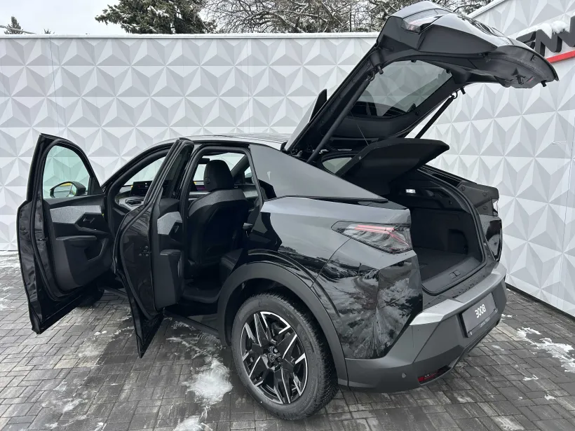 3008 GT Hybrid 145 e-DCS6