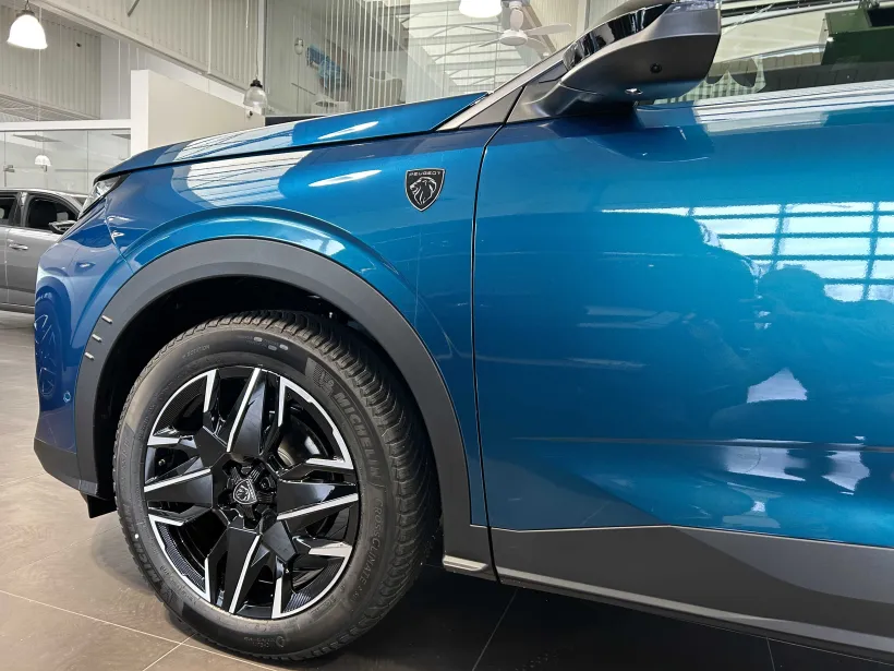 5008 GT 1.2 Hybrid 145 e-DCS6