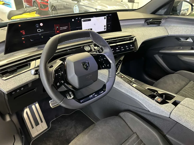 5008 GT 1.2 Hybrid 145 e-DCS6