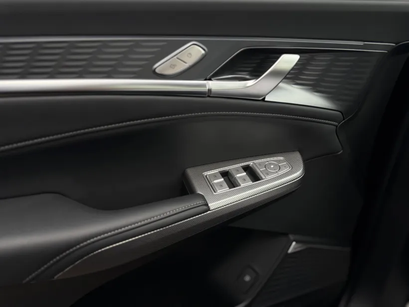 MGS9 PHEV Premium