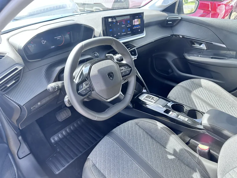 Peugeot 208 ALLURE Hybrid 110 e-DCS6