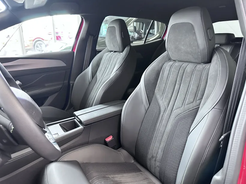 Osobní Peugeot 408 #58676