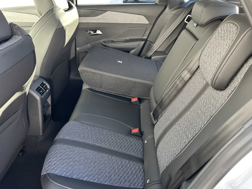 new308 ALLURE Hybrid 145 e-DCS6