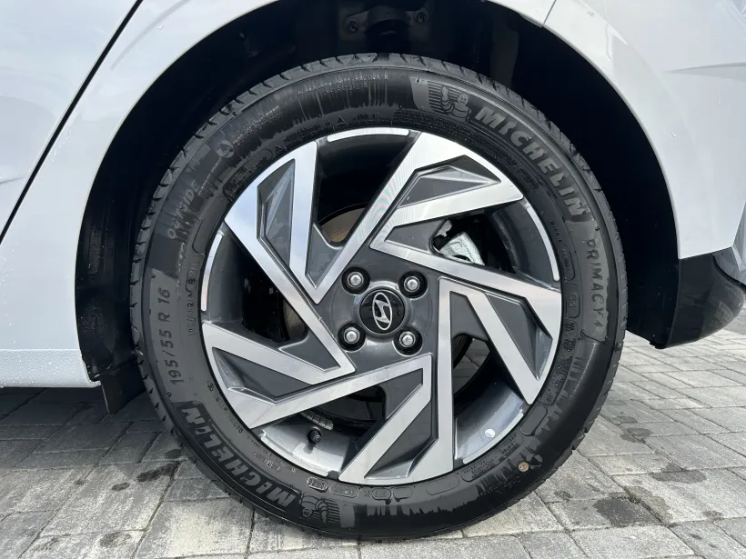 i20 