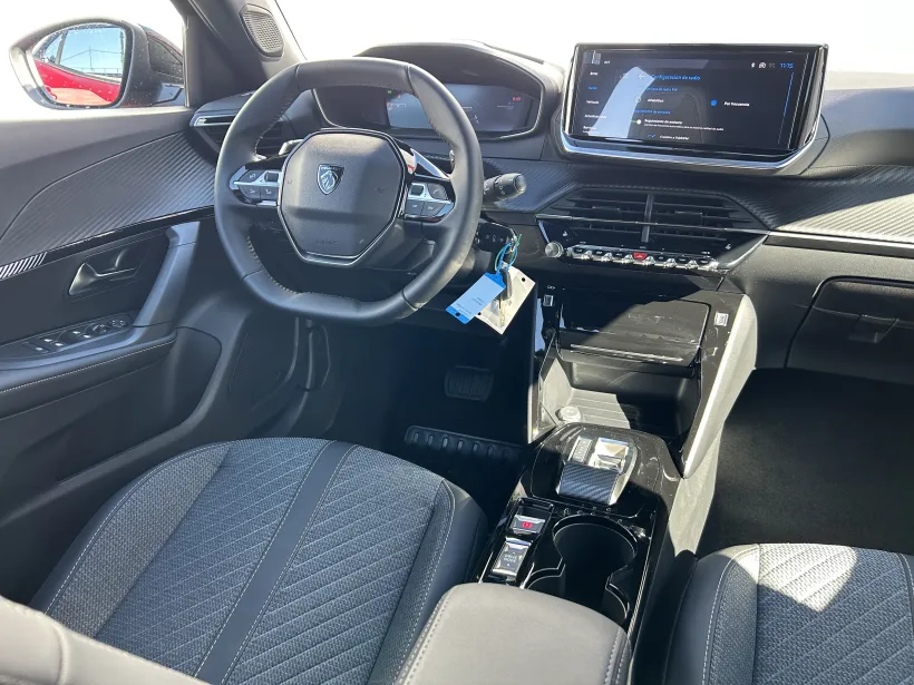 Peugeot 2008 ALLURE PureTech 130 S&S EAT8 