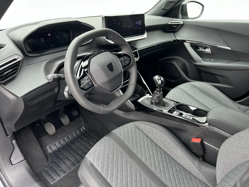 Peugeot 2008 ALLURE PureTech 130 S&S EAT8 