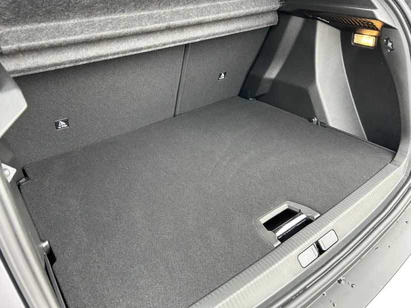 Peugeot 2008 ALLURE PureTech 130 S&S EAT8 