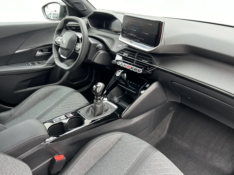 Peugeot 2008 ALLURE PureTech 130 S&S EAT8 