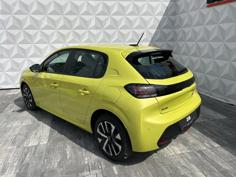 Osobní Peugeot 208 #58434