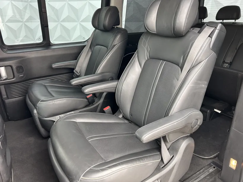 Staria 2.2 CRDi 4x4 7míst AT LUXURY 