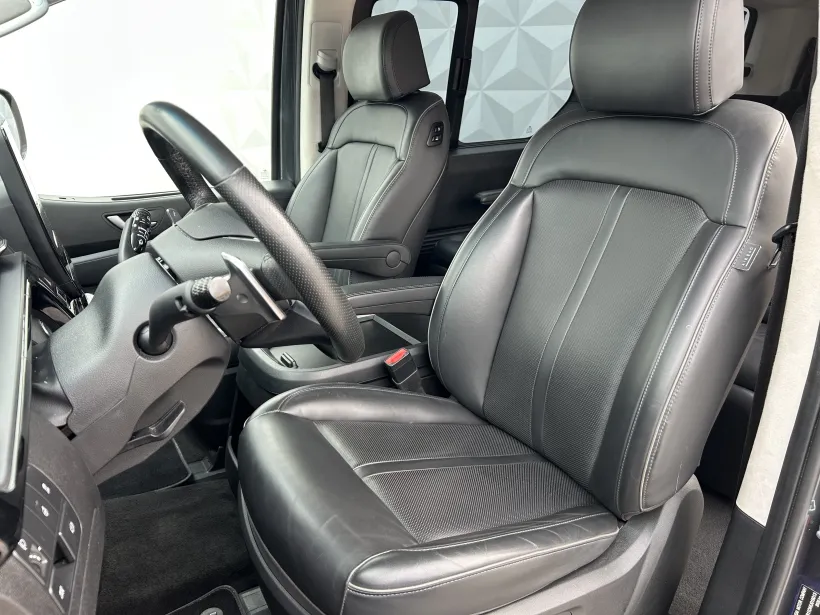 Staria 2.2 CRDi 4x4 7míst AT LUXURY 