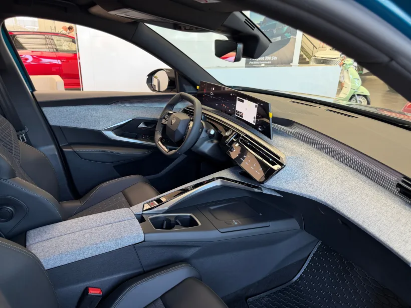 5008 GT 1.2 Hybrid 145 e-DCS6