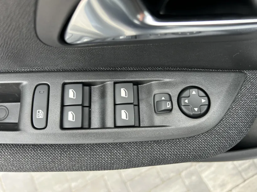 208