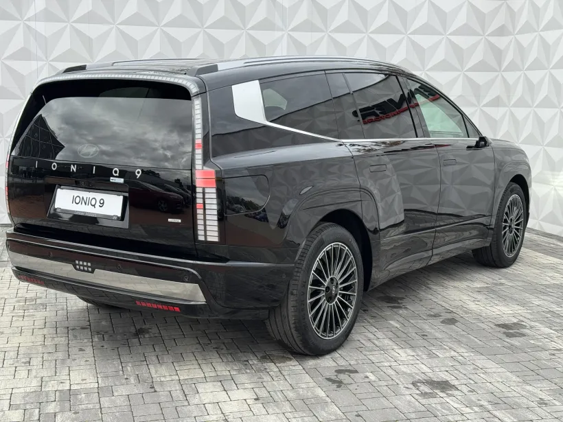 Ioniq 9